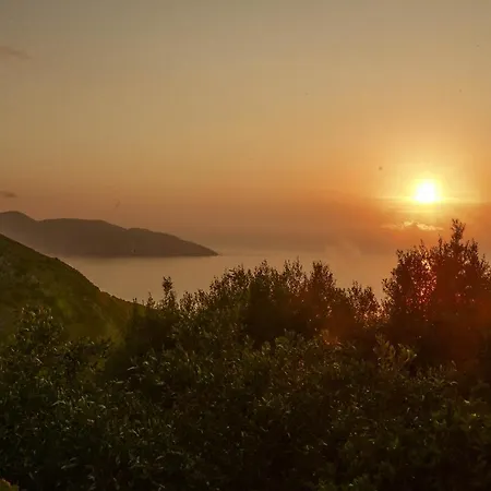 Perfetto - Myrtos View Hébergement de vacances *